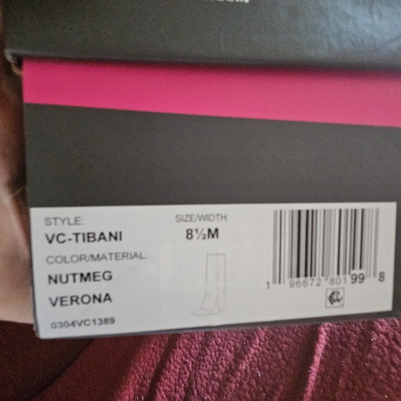 Vincent Camuto suede boots NWT - Picture 3 of 5